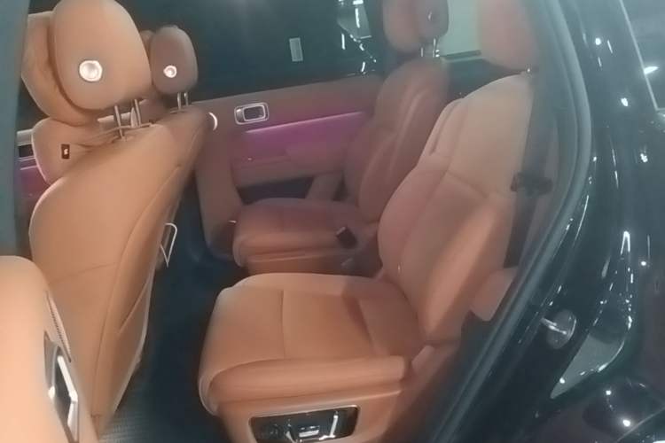 Used Li Auto L8 2025 Max Smart Refresh Edition
