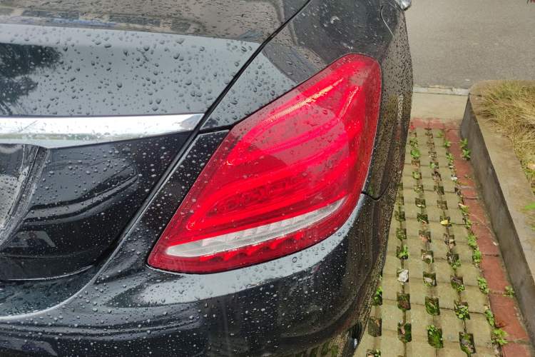 Used Mercedes-Benz C-Class 2018 C 180 L Fashion Edition Sport Version
