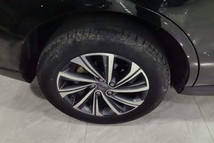 Used Geely Auto Vision X6 2020 1.4T Manual Luxury Model
