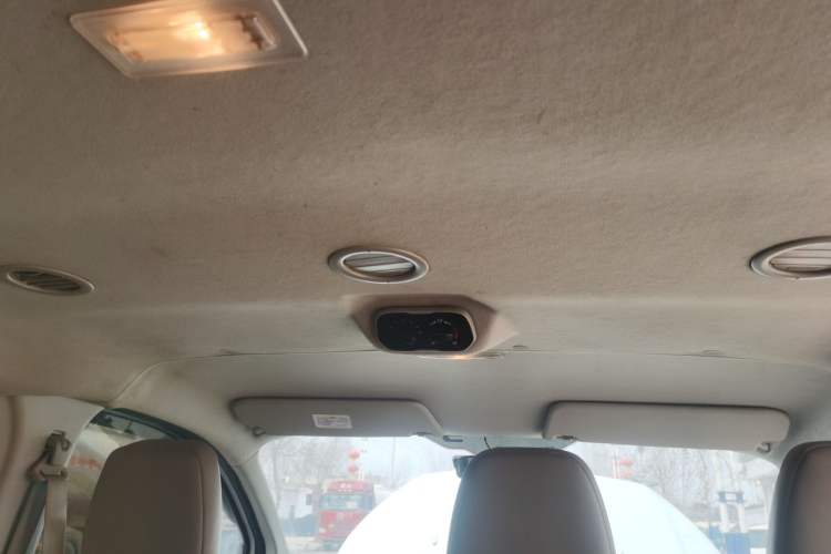 Used Ford Transit 2019 2.0T Diesel Commercial & Travel Short Wheelbase Low-Roof 9-Seater China VI