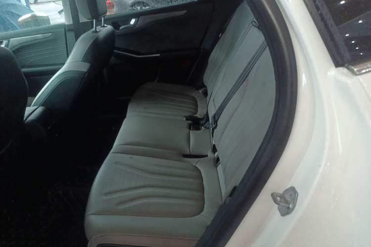 Used Ford Escape 2020 EcoBoost 245 Four-Wheel Drive Luxury Edition
