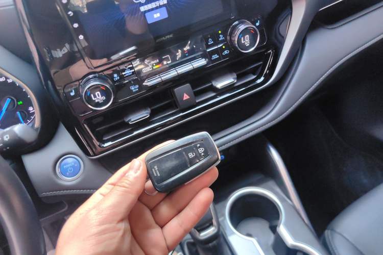 Used Toyota Crown Kluger 2021 2.5L HEV Four-Wheel Drive Luxury Edition