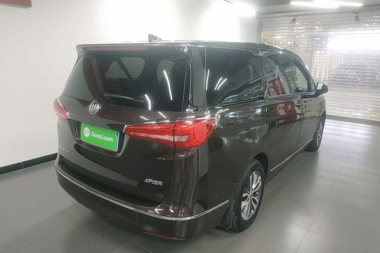 Used Buick GL8 2018 ES 28T Flagship Model China VI Standard
