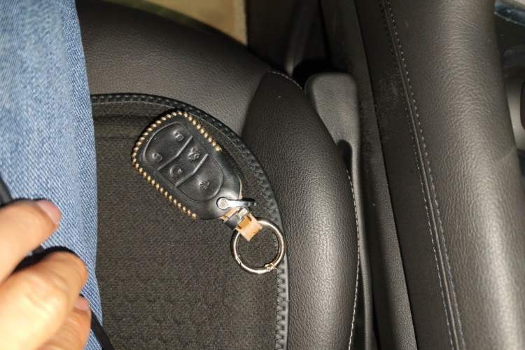 Used Cadillac XT5 2021 2.0T Two-Wheel Drive Luxury Version Vehicle Key