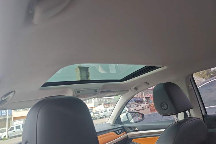 Used Volkswagen Bora 2025 200TSI DSG Enjoy Driving Navigation Edition Headliner