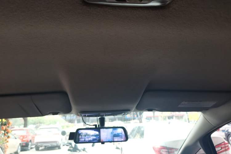 Used Honda Fit 2016 1.5L LX CVT Comfort Model Headliner