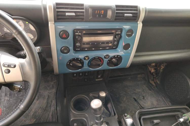 Used Toyota FJ Cruiser 2011 4.0L