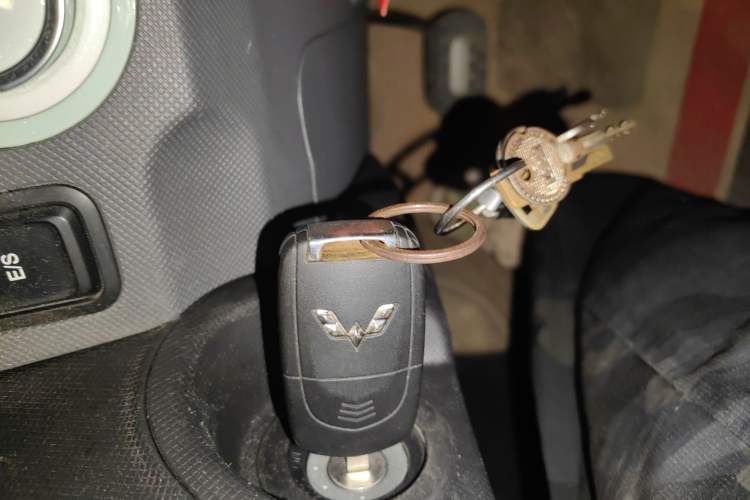 Used Wuling Hongguang MINIEV 2021 Macaron Fashion Model Lithium Iron Phosphate
