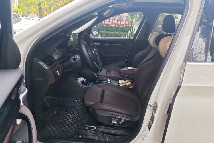 Used BMW X1 2022 sDrive25Li Leading Model Left Front Seat