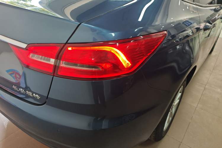 Used Ford Escort 2019 Revised 1.5L Automatic ZhiXiang Version (Tire Pressure Monitoring) China VI Standard