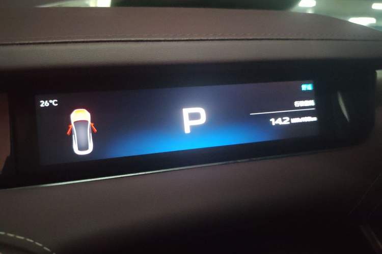 Used Xiaomi Auto SU7 2024 Four-Wheel Drive Ultra-Long Range Advanced Intelligent Driving Max Edition