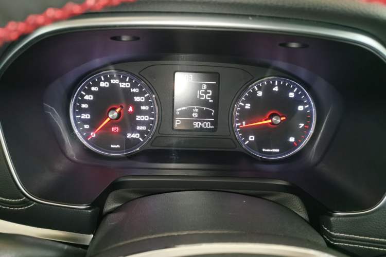 Used Roewe RX5 2016 20T Two-Wheel Drive Automatic Flagship Edition