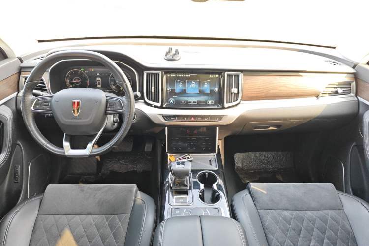 Used Hongqi HS7 2022 3.0T Automatic All-Wheel Drive ZhiLian Flagship Edition Five Seats Center Console