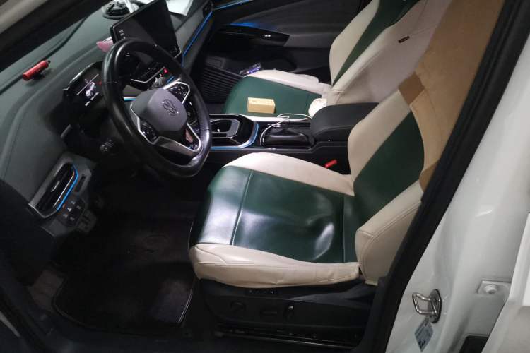 Used Volkswagen ID.4 CROZZ 2022 Long-Range Lite PRO Edition Left Front Seat