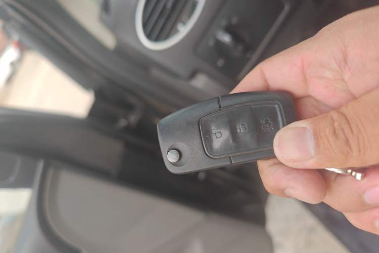 Used Ford Focus 2013 Hatchback Classic 1.8L Manual Base Model