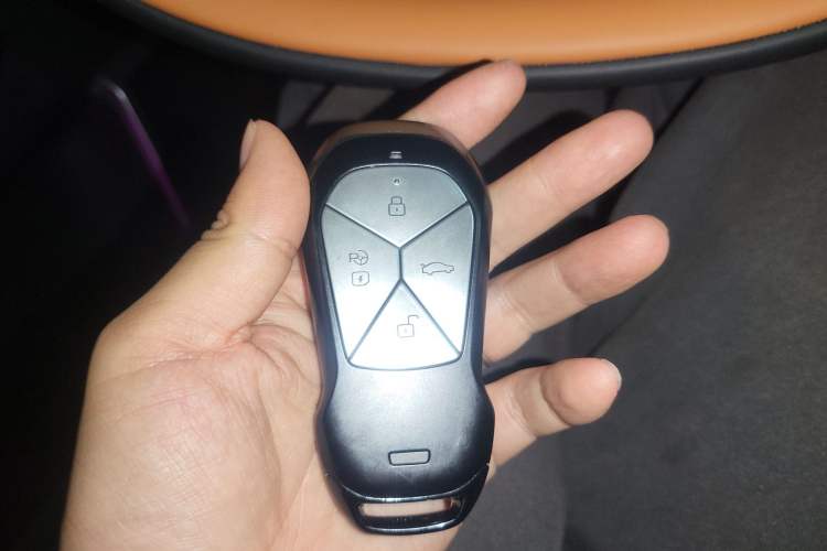 Used XPeng G9 2025 625 Long-Range Max