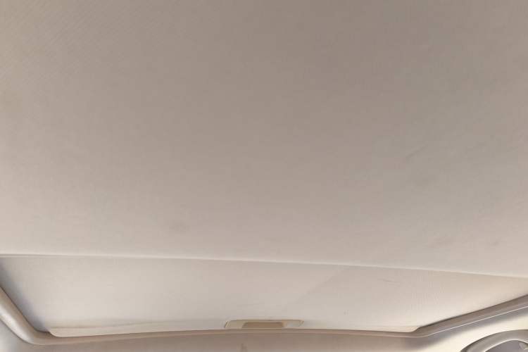 Used Baojun 560 2015 1.8L manual luxury version
