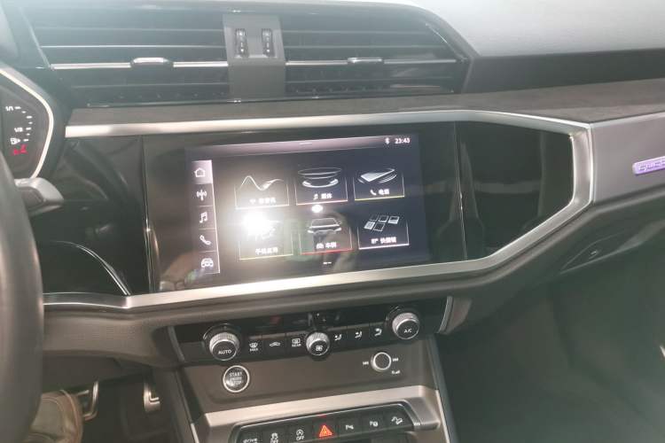 Used Audi Q3 2021 45 TFSI quattro Fashion Dynamic Model
