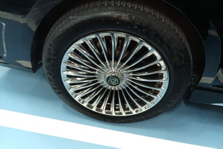 Used Yasheng V-Class 2021 2.0T Avensis Vanden
