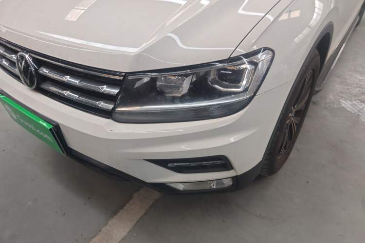 Used Volkswagen Tiguan L 2021 330TSI Automatic Two-Wheel Drive Smart Edition Left Front Headlight