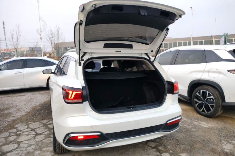 Used Roewe Ei5 2019 Luxury Edition Trunk
