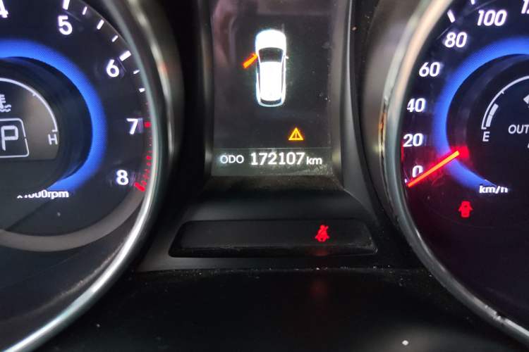 Used Hyundai Grand SantaFe 2013 3.0L 7-seat 4x4 Brown Interior Flagship Edition Odometer Close Up