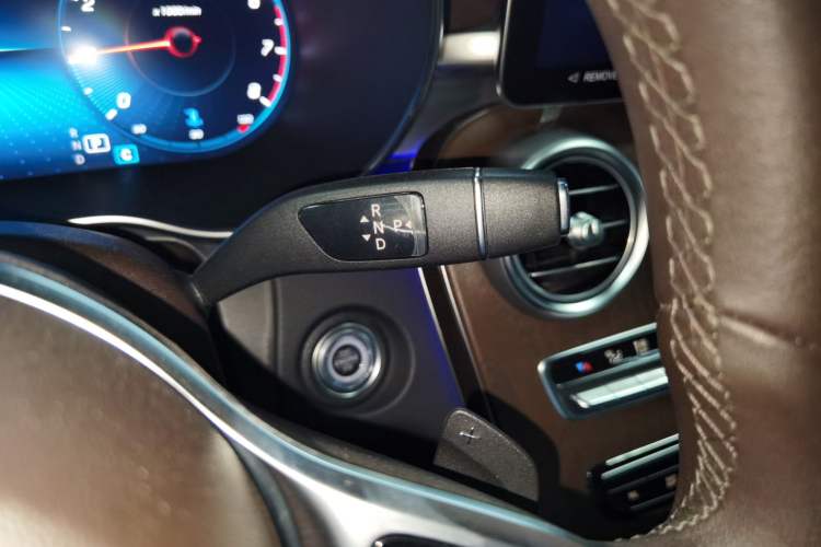 Used Mercedes-Benz GLC 2022 Refreshed GLC 300 L 4MATIC Dynamic Edition Gear Lever