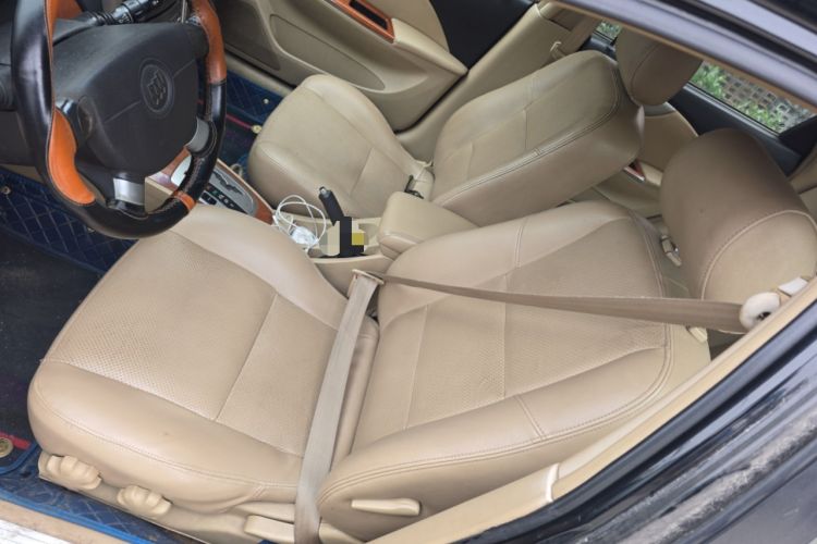 Used Buick Excelle 2011 1.6 LE-AT Left Front Seat
