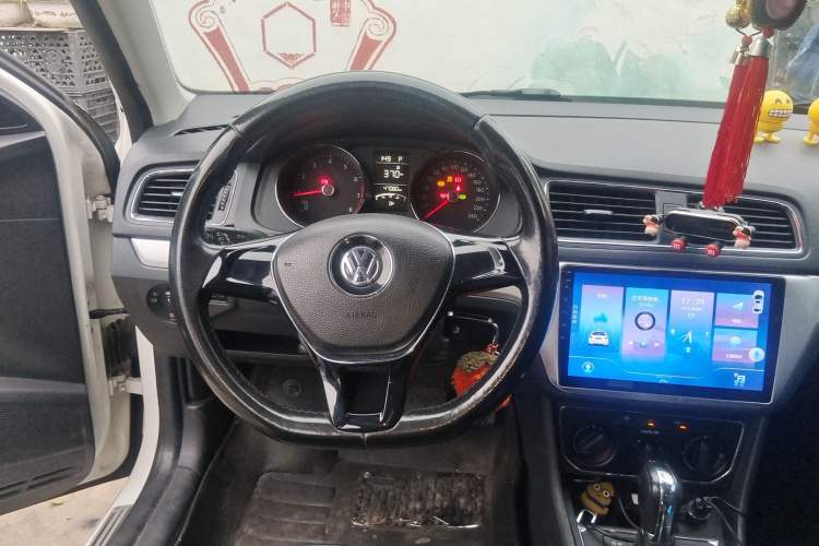 Used Volkswagen Gran Lavida 2015 1.6L Automatic Comfort Edition