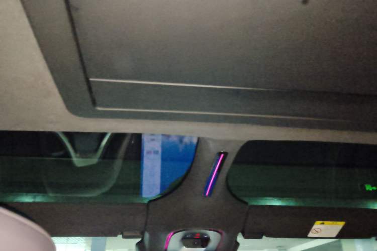 Used Avatr 12 2025 Ultra Extended-Range Edition Headliner