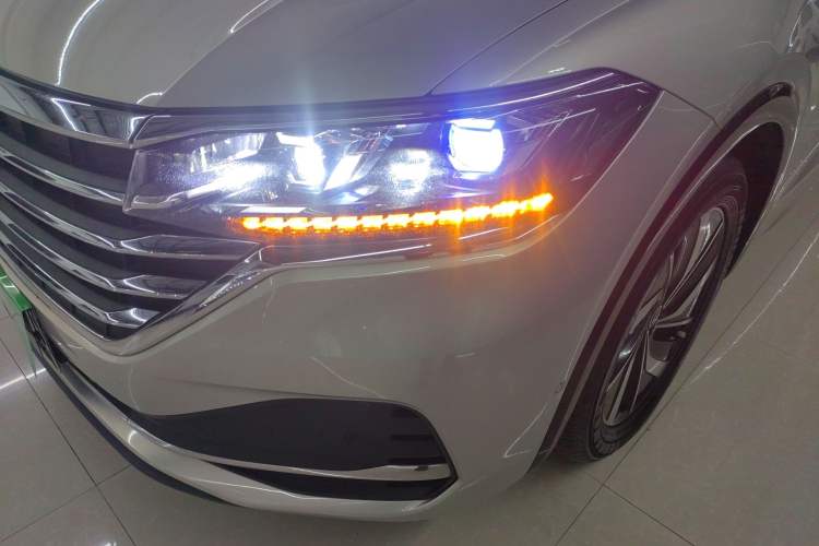 Used Volkswagen Viloran 2020 330TSI Luxury Edition