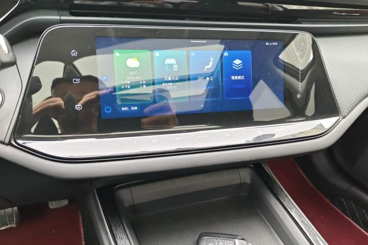 Used Dongfeng Aeolus Yixuan MAX 2023 1.5T Super-Powered Dad Edition Audio And AC Panel