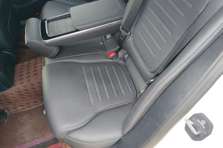 Used Mercedes-Benz C-Class 2024 Restyled C 260 L Sport Edition