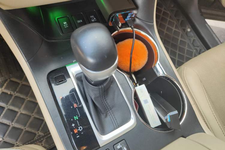 Used Toyota Highlander 2021 2.0T Four-Wheel Drive Luxury Edition 7 Seats Gear Lever