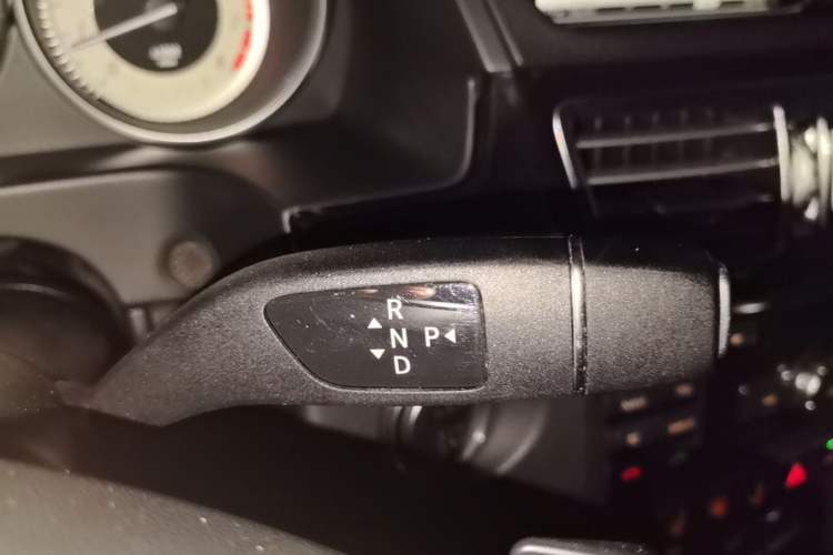 Used Mercedes-Benz E-Class 2015 E 260 L Sport Luxury Model Gear Lever