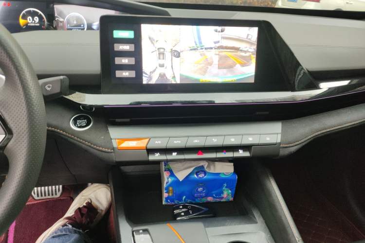 Used CHANGAN UNI-V 2024 1.5T Prestige Sport Edition