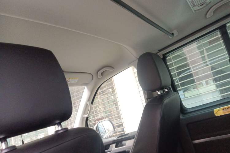 Used Volkswagen Multivan 2016 2.0 TSI Four-Wheel Drive 66th Anniversary Edition Headliner