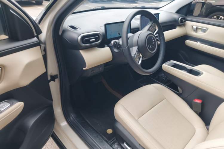 Used Wuling Bingo PLUS 2024 401 km Range 5-Seater Version
