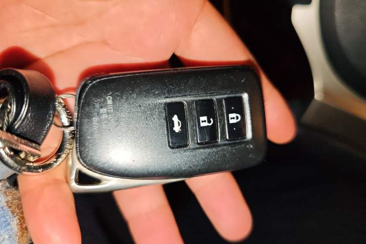 Used Lexus IS 2017 300 Leading Edition
