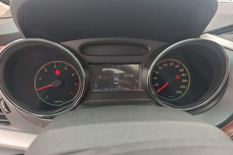 Used BYD G5 2014 1.5TID Automatic Prestige Model