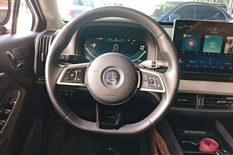 Used BYD Tang New Energy 2018 DM 2.0T All-Wheel Drive Smart Connectivity Luxury Model 7 Seats China V Emission Standard