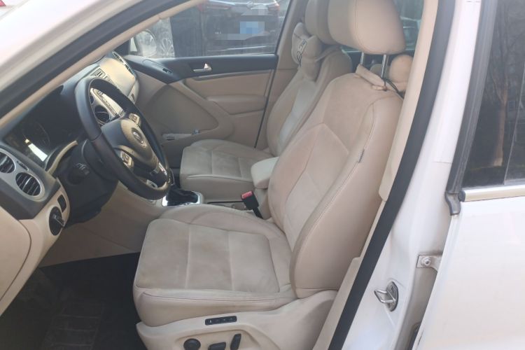 Used Volkswagen Tiguan 2013 2.0 TSI Automatic All-Wheel-Drive Flagship Edition Left Front Seat