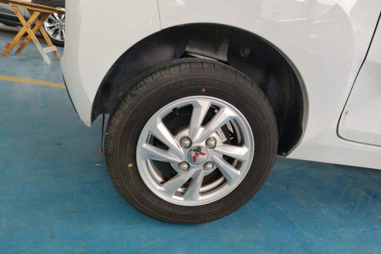 Used Wuling Hongguang MINIEV 2020 Freedom Version Lithium Iron Phosphate Exterior 5