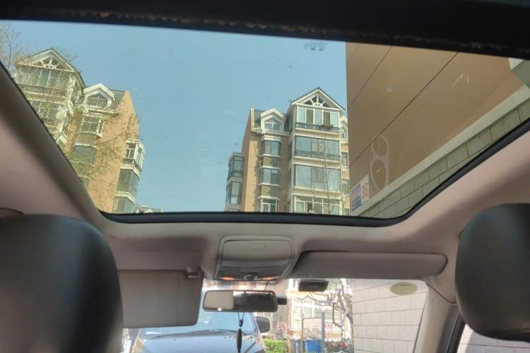 Used Volkswagen Tiguan 2013 1.8TSI Automatic Two-Wheel Drive Luxury Model Headliner