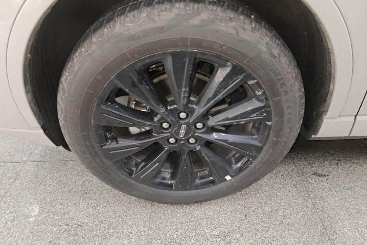 Used Lincoln Corsair 2024 1.5T Two-Wheel-Drive Mulan Special Hybrid Version Exterior 4