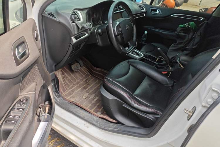 Used Citroen C4L 2013 1.8L Automatic Enjoyment Edition
