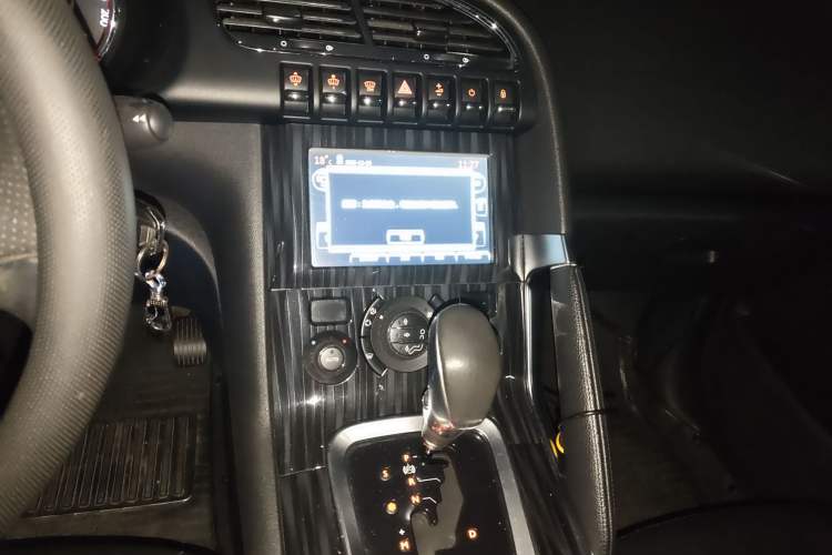 Used Peugeot 3008 2015 1.6THP Automatic Trend Edition
