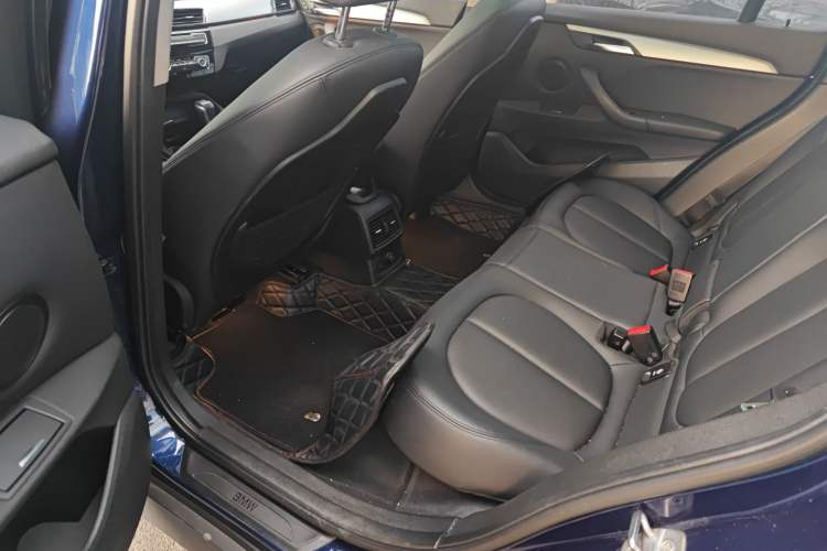 Used BMW X1 2016 sDrive18Li Fashion Model Left Rear Seat