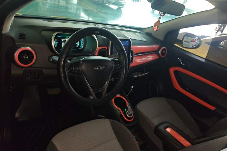 Used Chery QQ Little Ant 2021 150 000 Yuan Ant Fan Edition Ant Stylish Version Lithium Iron Phosphate Center Console