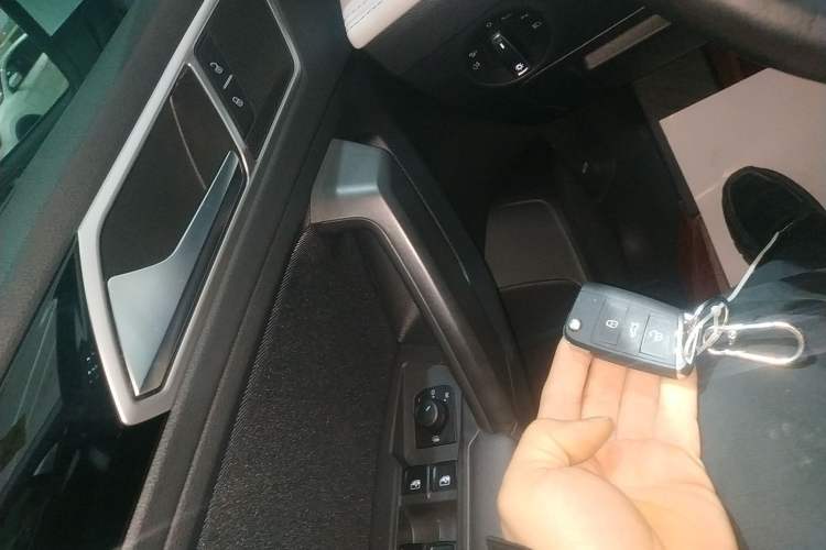 Used Volkswagen Tiguan L 2023 330TSI Automatic Two-Wheel Drive Comfort Edition